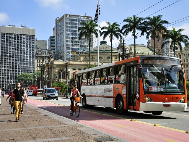 Şehirler, Sao Paulo gibi, sürdürülebilir ve yaşanabilir olmak için girişimlerini arttıyorlar.  Fotoğraf Mariana Gil/WRI Brezilya Sürdürülebilir Şehirler’ e aittir.